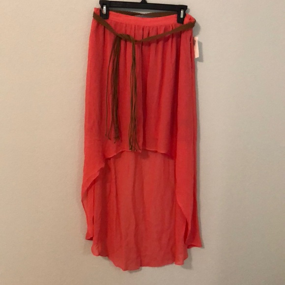 High low skirt - Picture 1 of 7